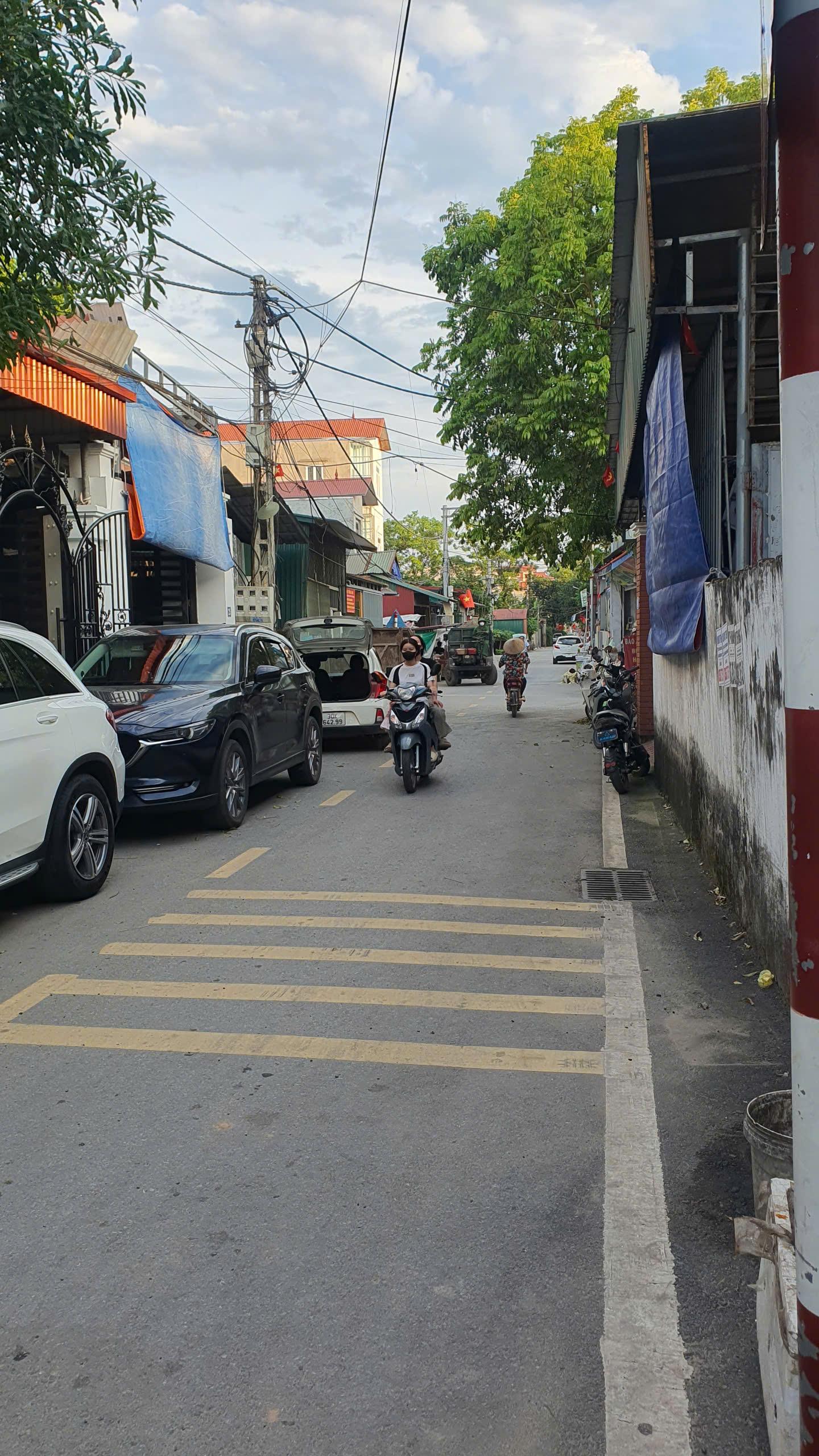 Bán Nhà Mặt Đường Liên Xã Thọ Xuân – Đan Phượng | 114m2, Mt 8.1m, Nhà 2 Tầng 1 Tum, Kinh Doanh Đỉnh, Giá 66tr/m2