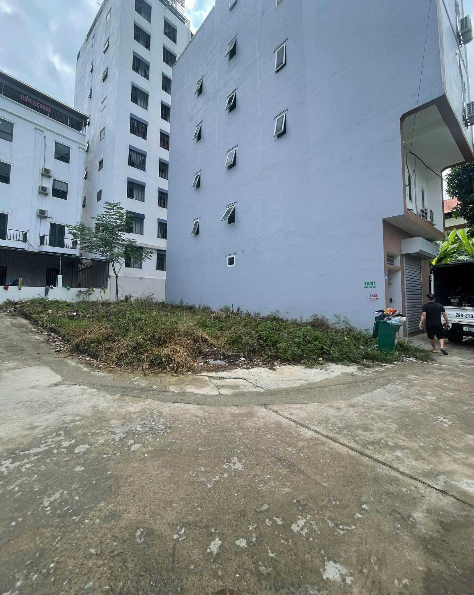 Bán nhà đất tại Tân Xã sẵn tòa nhà cho thuê trọ 6 tầng