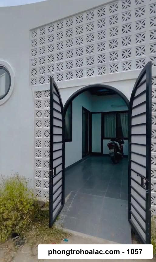 Thuê Nhà Gần Trường Đại Học FPT | Cách Dưới 2km | Cho Thuê Nhà Nguyên Căn DT 60m2 Ở Linh Sơn, Bình Yên