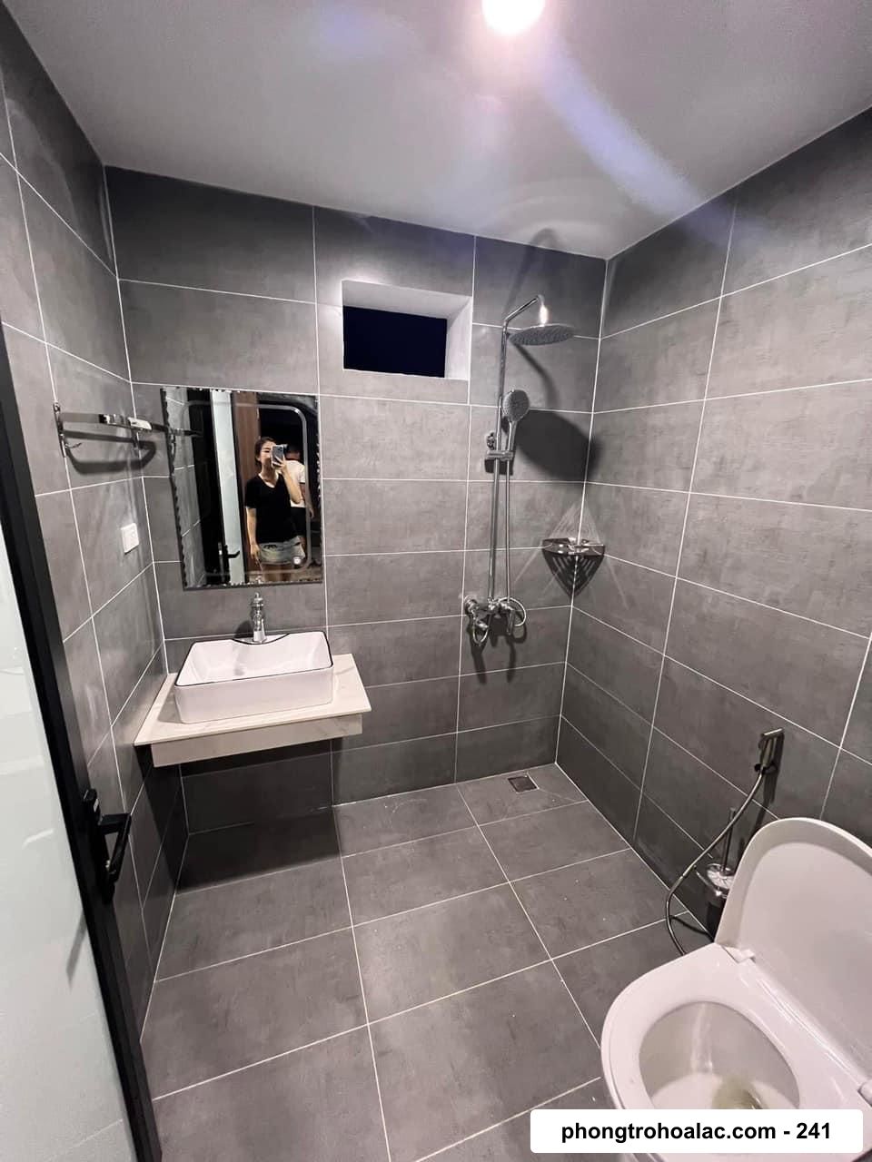 Tìm Phòng Trọ Gần Đại Học Quốc Gia Hà Nội | Cách Dưới 700m | Nhà Trọ Gia Hưng Apartment