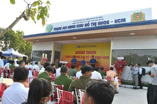 lang-dai-hoc2-17757386490971194578062