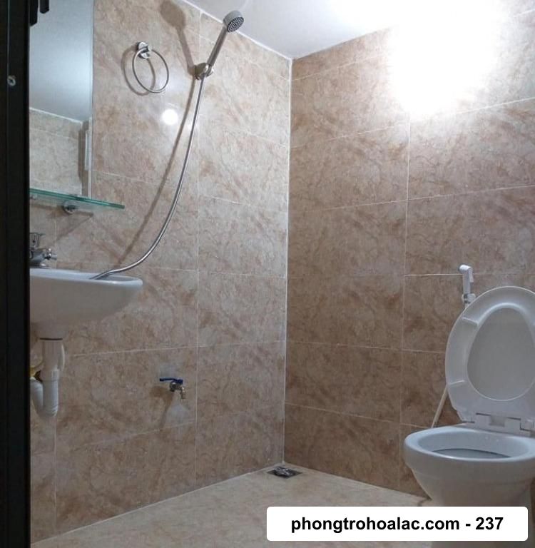 Nhà Trọ Gần Trường FPT | Cách Dưới 2km | Nhà Trọ Xanh Lá Hường Anh